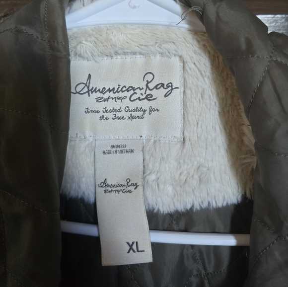 Jacket - Picture 3 of 3